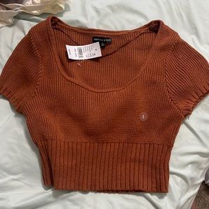 Kendal and Kylie top